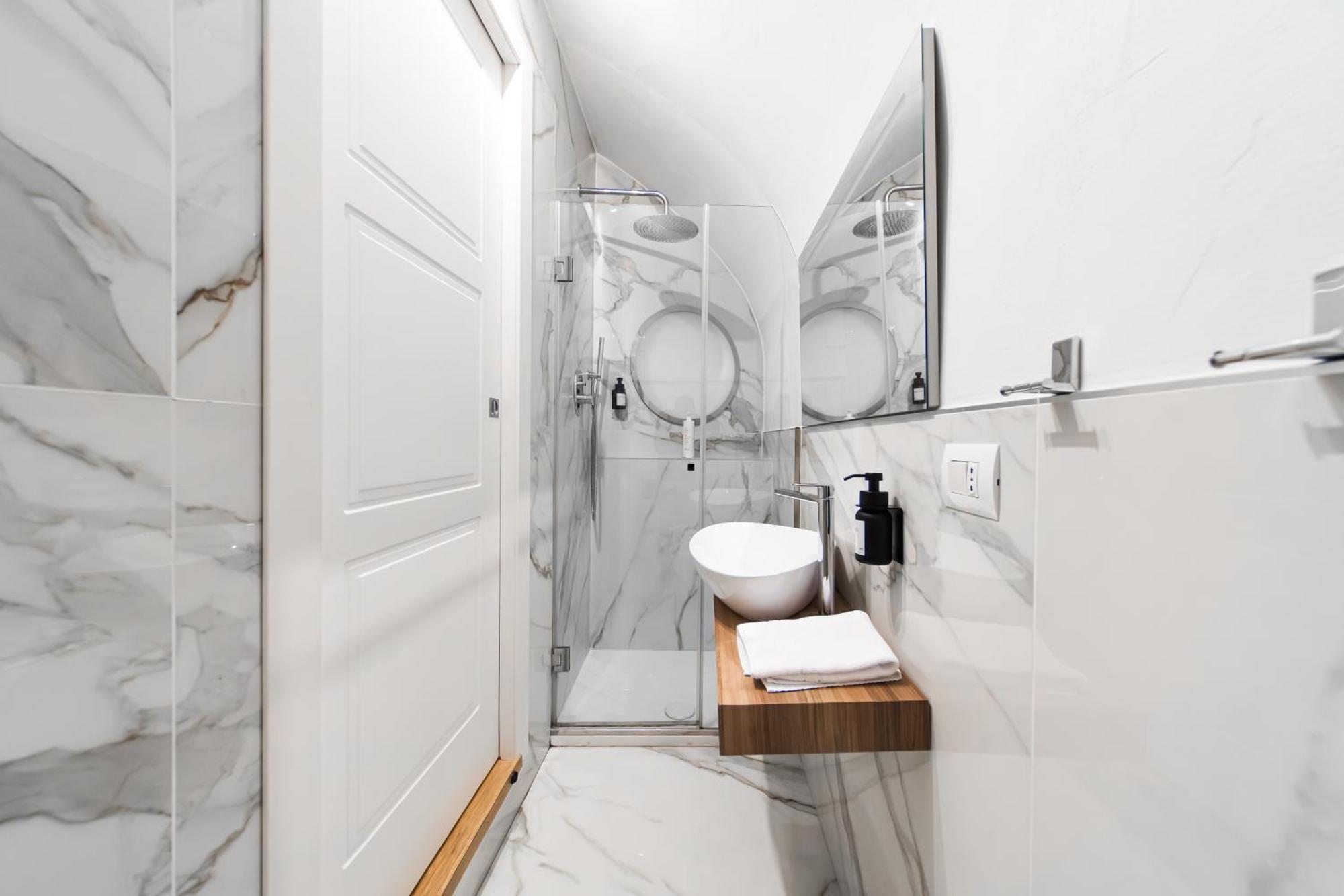 Lilli House - Suite In The Heart Of Bologne Extérieur photo